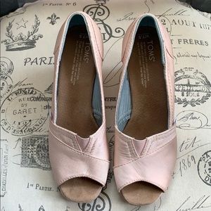 Toms wedges sz 7.5